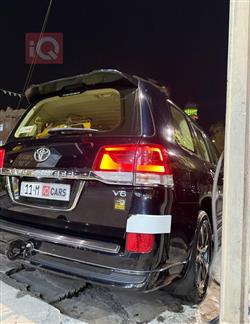 تويوتا لاندكروزر